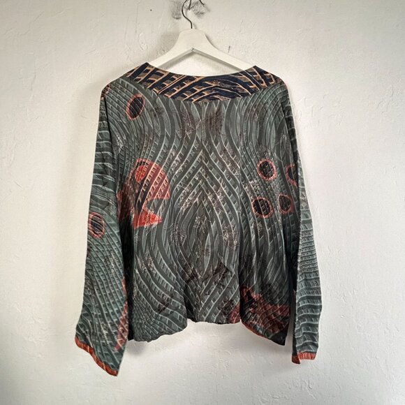 Kusnadi New York Womens Abstract Print Handmade Rayon Top Button Front Art Wear - Picture 2 of 7